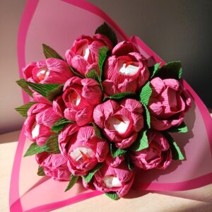 Bukiet Rafaello czerwone tulipany